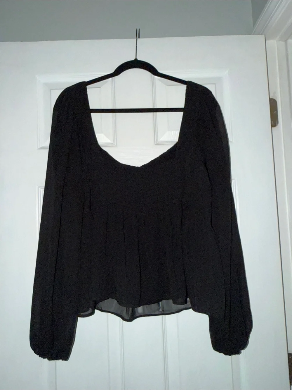 Abercrombie & Fitch Black Sheer Long-Sleeve Peplum Blouse